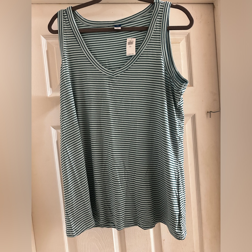Old Navy Brand New Blue Strips Tank Top